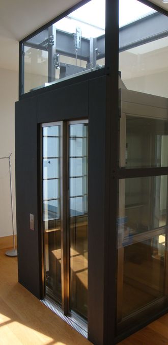 Häfelein & Windeck Aufzugbau, Stahl & Glas
