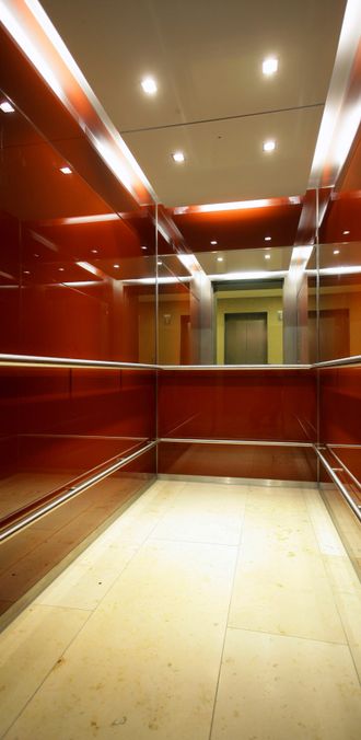 Häfelein & Windeck Aufzugbau, Aufzug für Büro und Geschäft