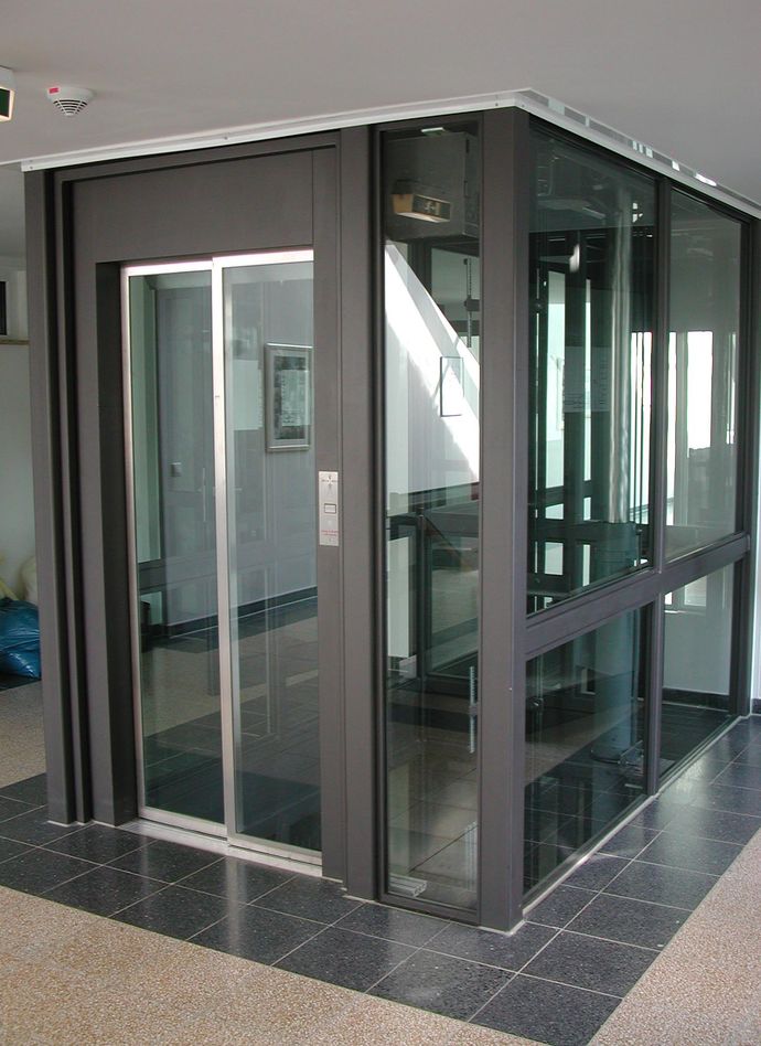 Häfelein & Windeck Aufzugbau, Stahl & Glas