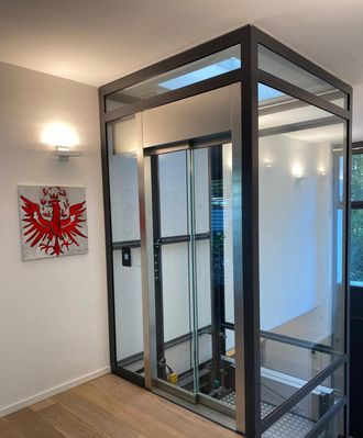 Häfelein & Windeck Aufzugbau, Stahl & Glas